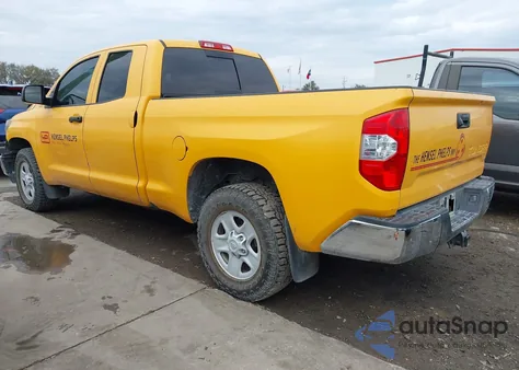 2019 Toyota Tundra Sr5 4.6L V8 z USA, uszkodzony, nr VIN 5TFRM5F19KX142396